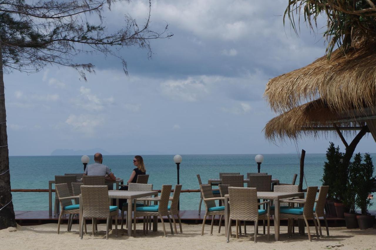 Thai House Beach Resort Koh Lanta Bagian luar foto